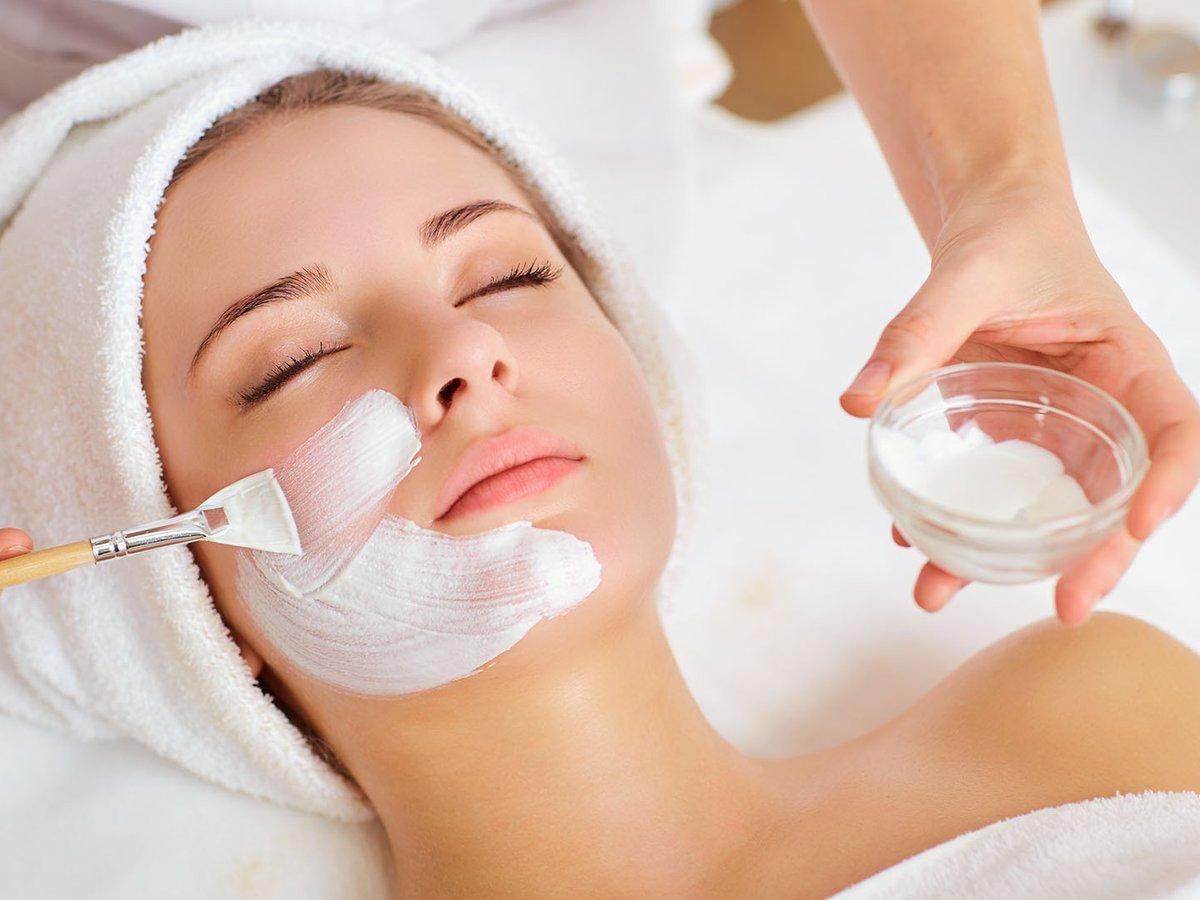 Peeling químico facial en Clínica Estética Ennova, Castellón